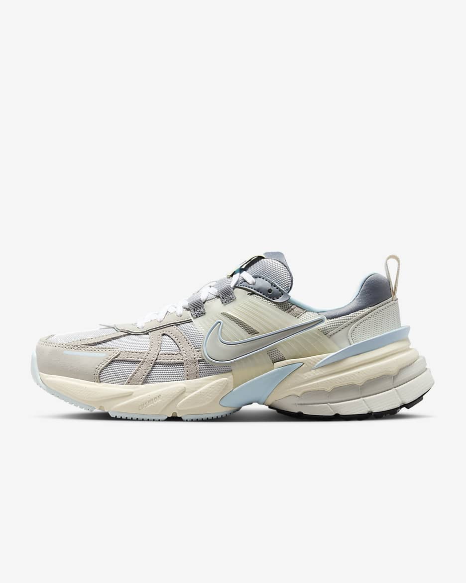 Nike V2K Run Shoes. Nike JP
